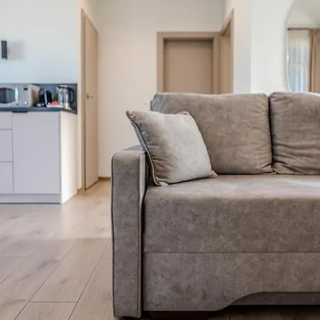 Topoliu Apartamentai * Palanga