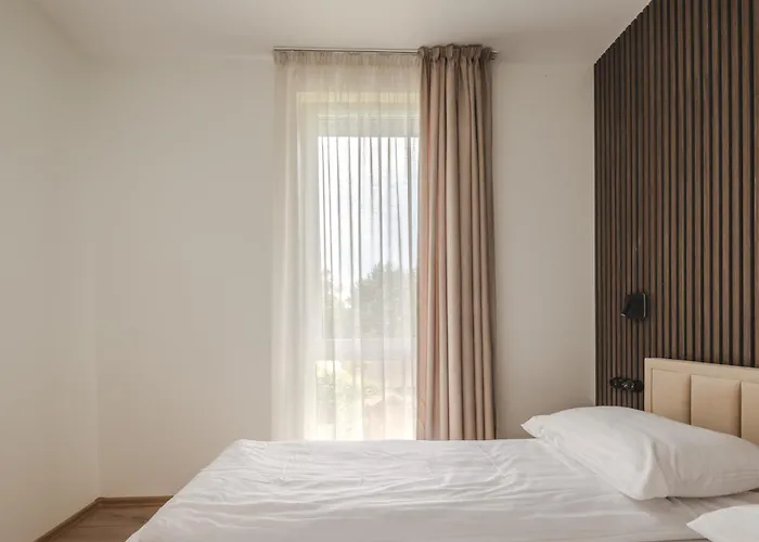 Topoliu Apartamentai *